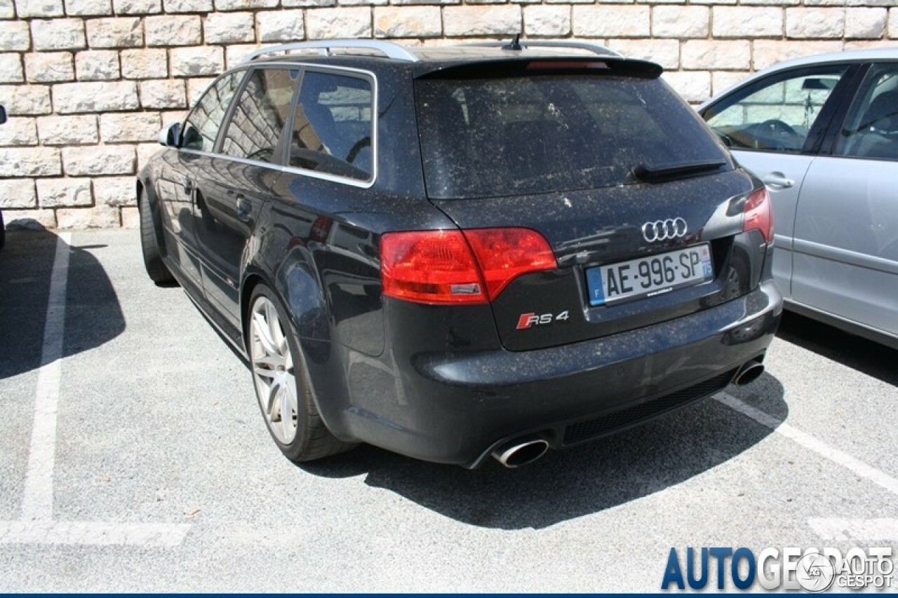 Audi RS4 Avant B7