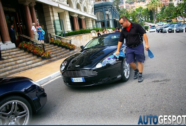 Aston Martin DB9 Volante