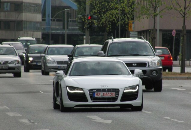 Audi R8 V10