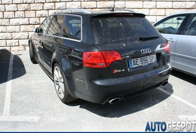 Audi RS4 Avant B7