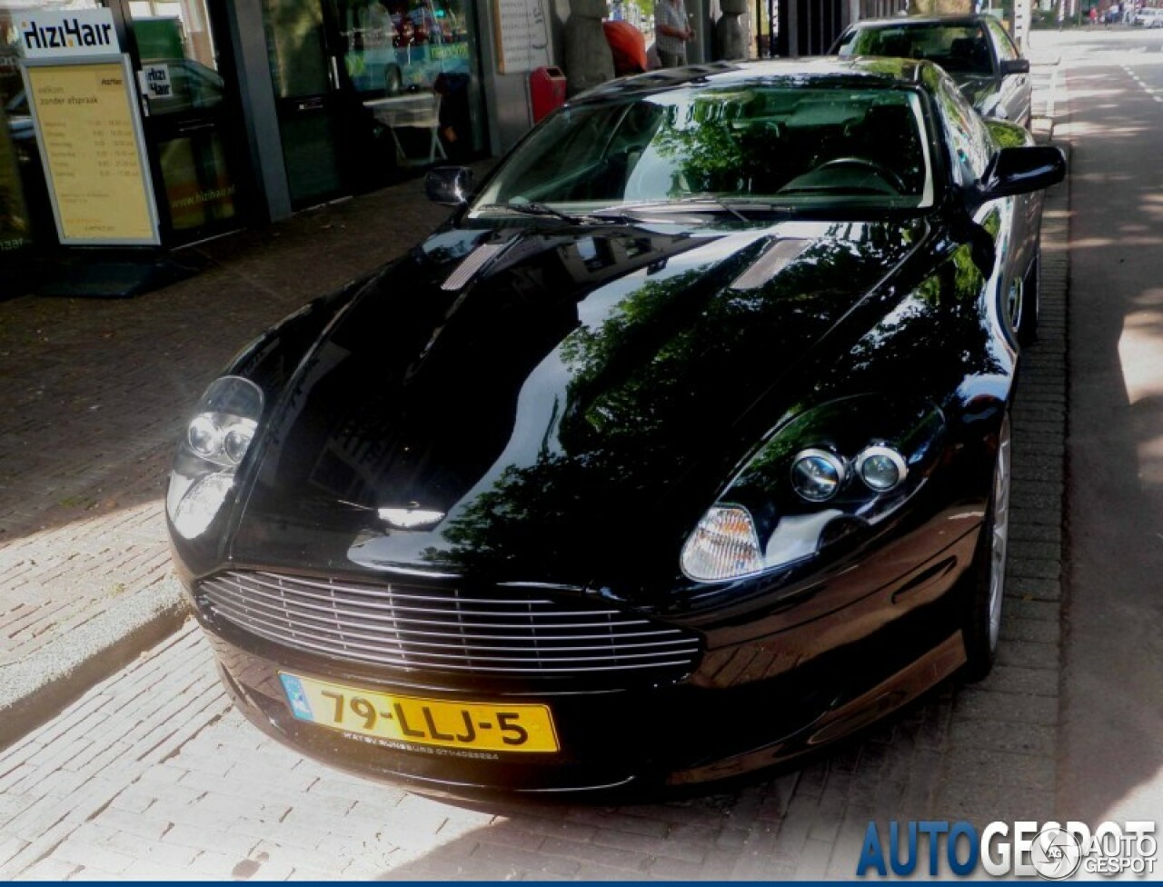 Aston Martin DB9