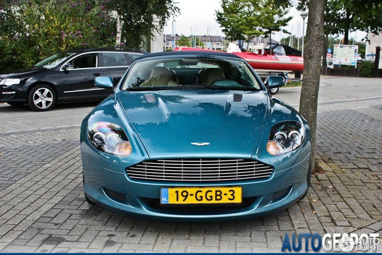 Aston Martin DB9 Volante