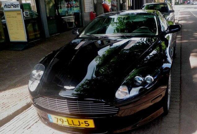 Aston Martin DB9