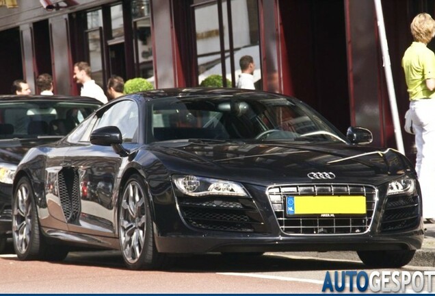 Audi R8 V10