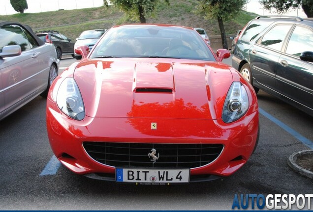 Ferrari California