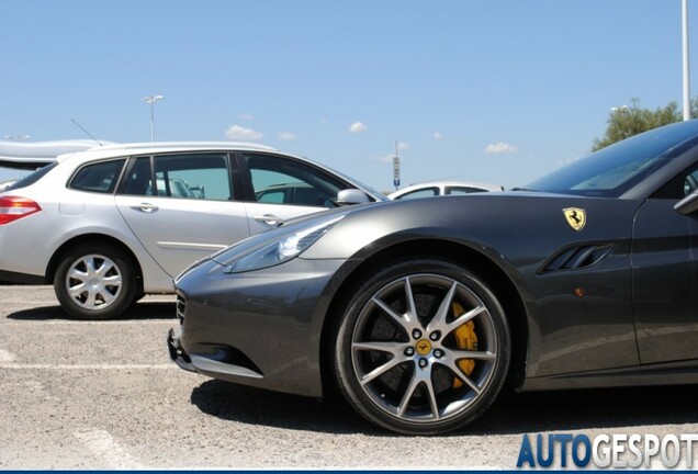 Ferrari California