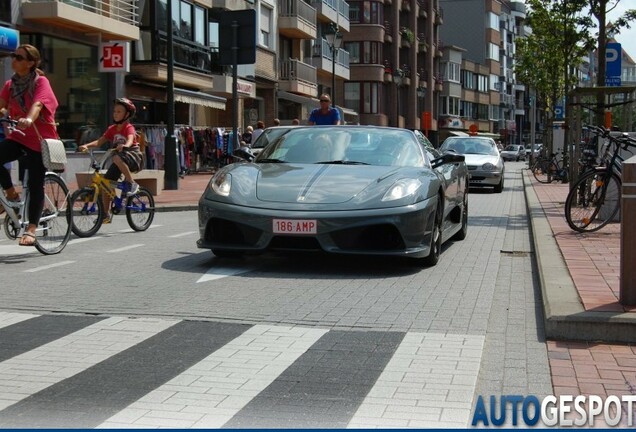 Ferrari Scuderia Spider 16M