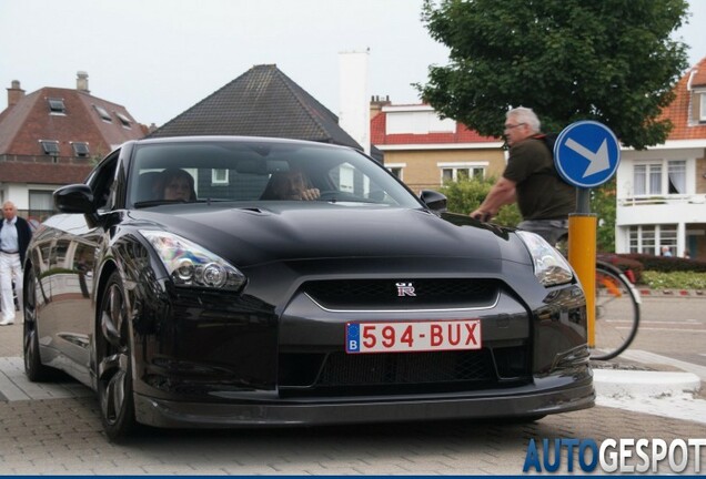 Nissan GT-R