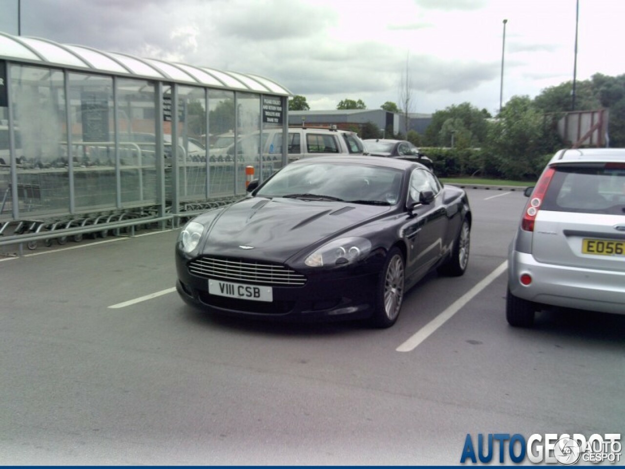 Aston Martin DB9