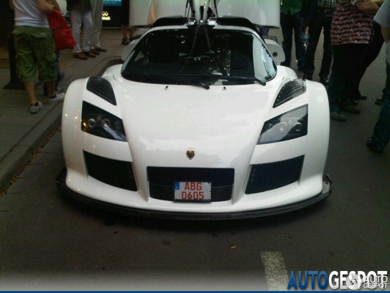 Gumpert Apollo S