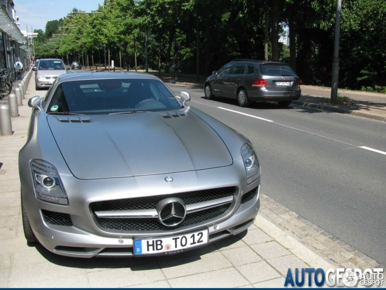 Mercedes-Benz SLS AMG