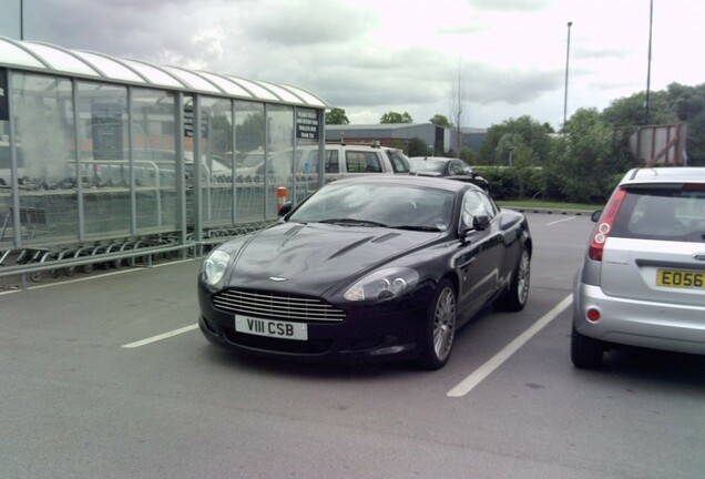 Aston Martin DB9