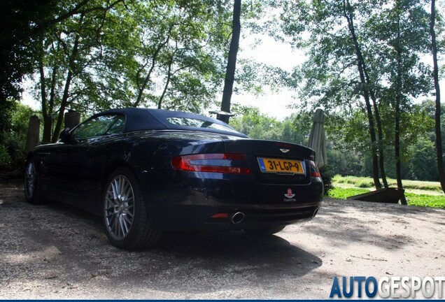 Aston Martin DB9 Volante