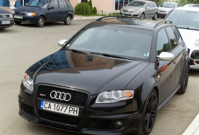 Audi RS4 Avant B7