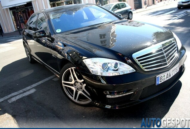 Mercedes-Benz S 63 AMG W221 2010