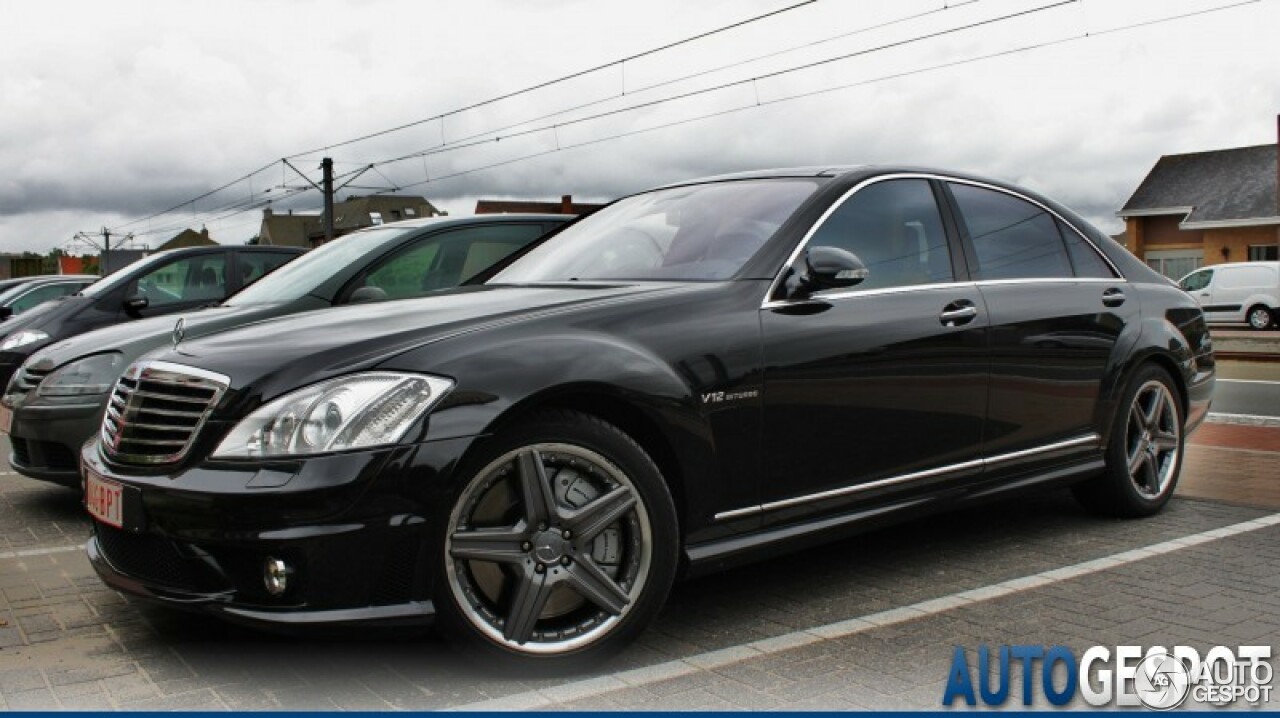 Mercedes-Benz S 65 AMG V221