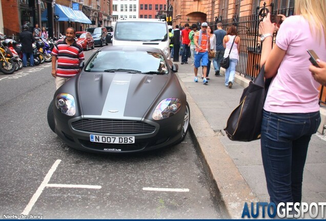 Aston Martin DB9