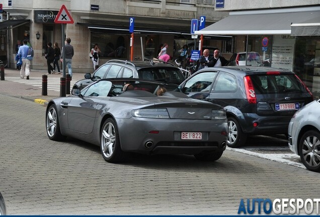 Aston Martin V8 Vantage Roadster