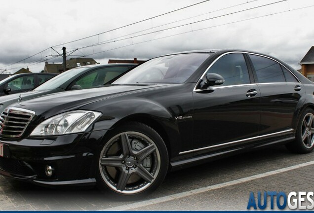 Mercedes-Benz S 65 AMG V221