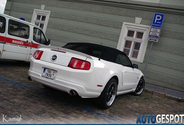 Ford Mustang GT Convertible 2010