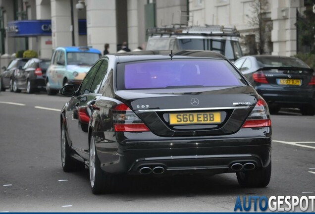 Mercedes-Benz S 63 AMG W221