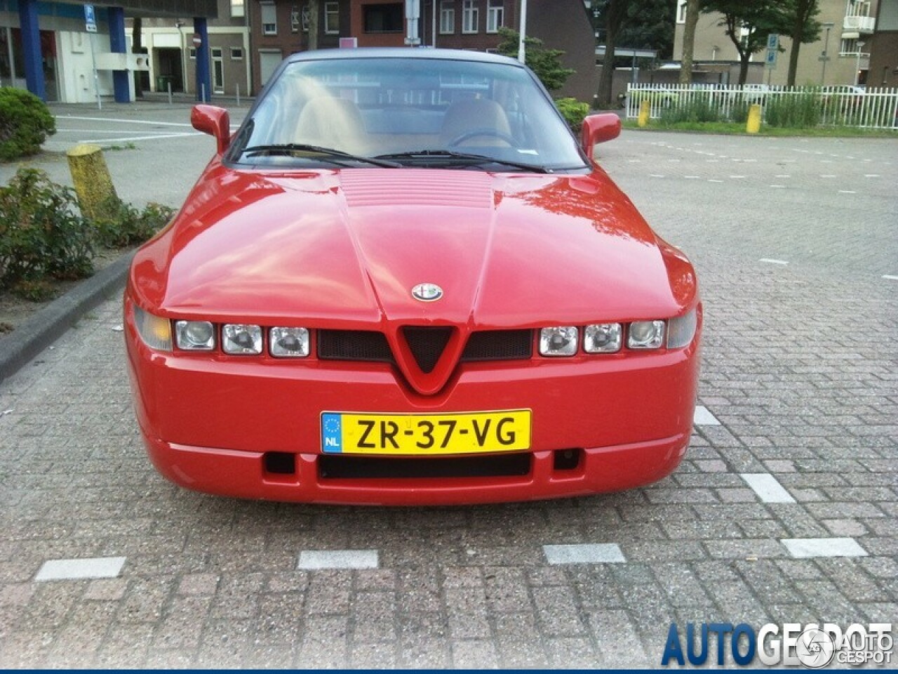 Alfa Romeo SZ