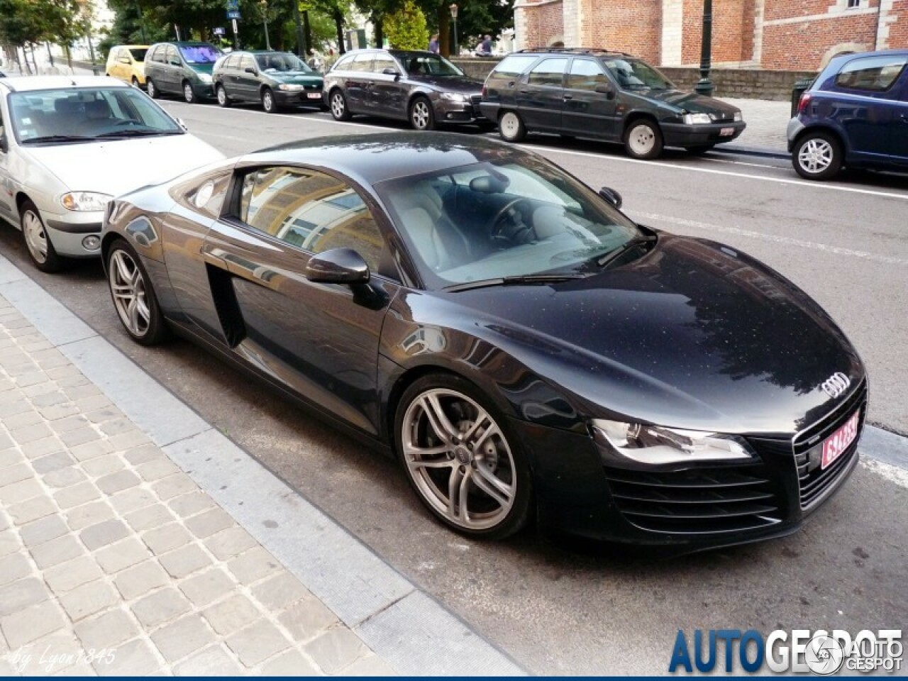 Audi R8