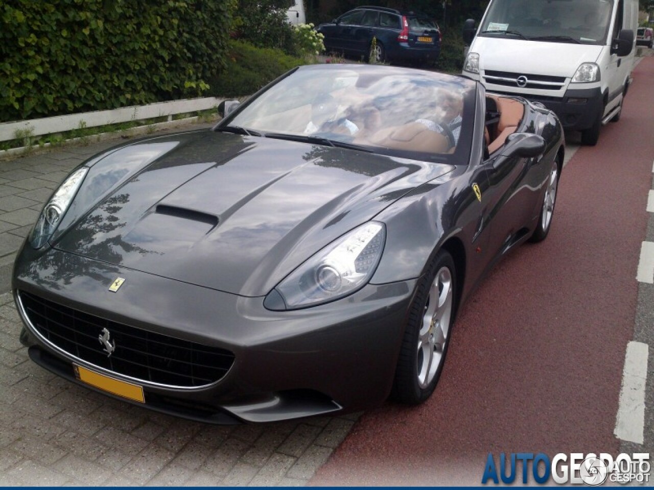 Ferrari California