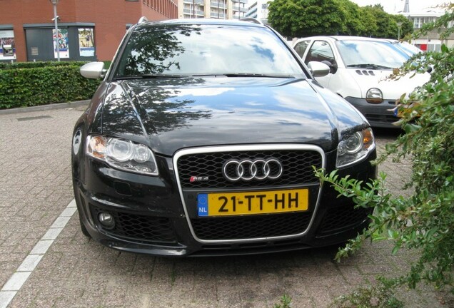 Audi RS4 Avant B7