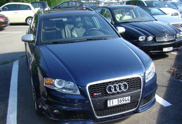 Audi RS4 Avant B7