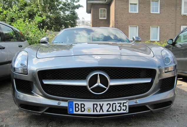 Mercedes-Benz SLS AMG