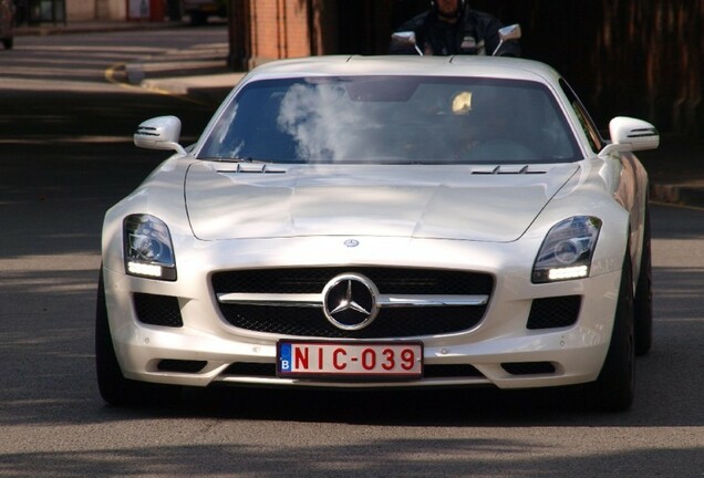 Mercedes-Benz SLS AMG