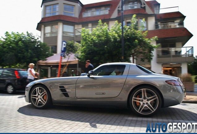 Mercedes-Benz SLS AMG