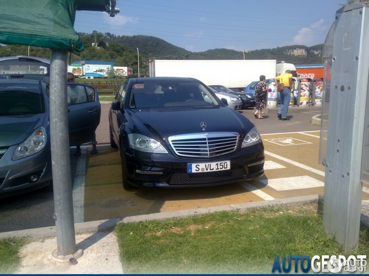 Mercedes-Benz S 63 AMG W221 2010