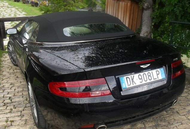 Aston Martin DB9 Volante