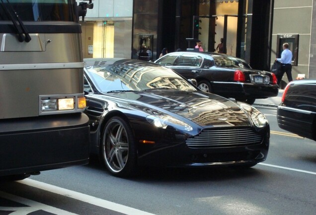 Aston Martin V8 Vantage