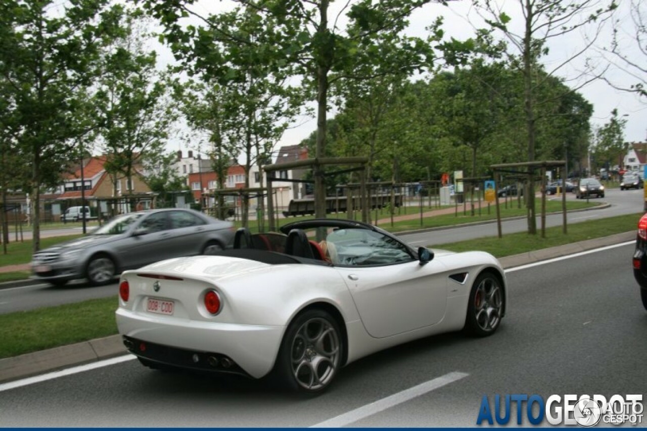 Alfa Romeo 8C Spider