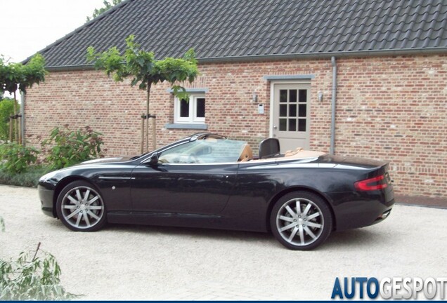 Aston Martin DB9 Volante