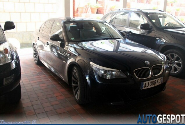 BMW M5 E60 2005