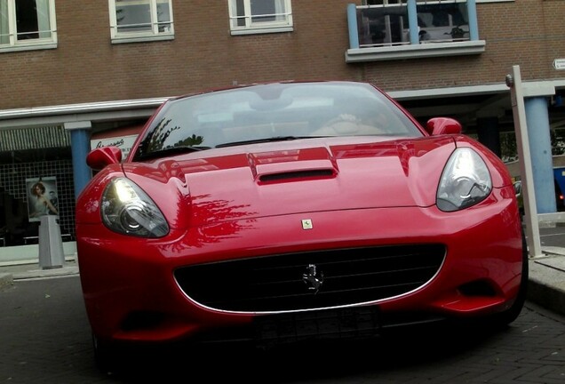 Ferrari California