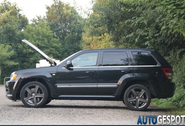 Jeep Grand Cherokee SRT-8 2005