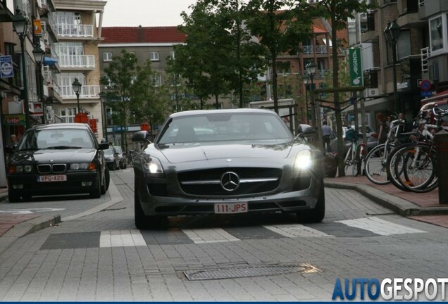 Mercedes-Benz SLS AMG