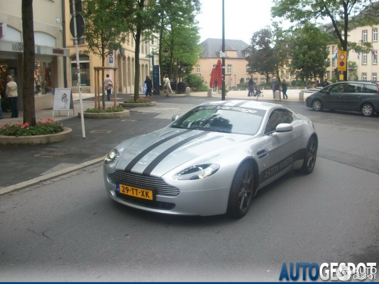 Aston Martin V8 Vantage