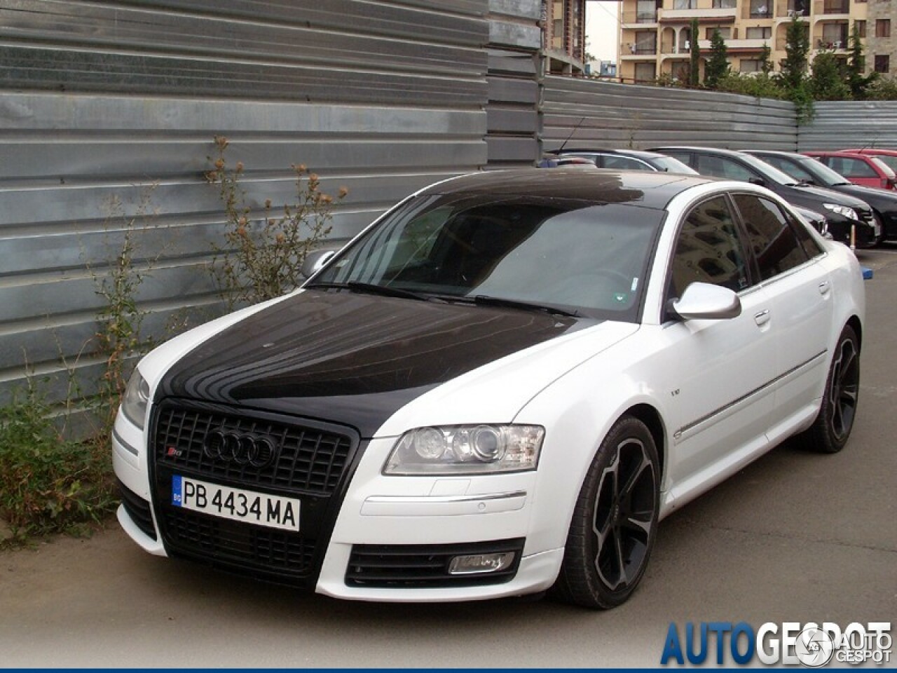 Audi S8 D3