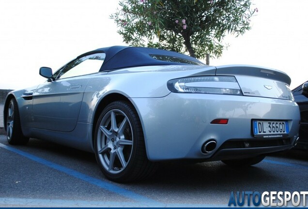 Aston Martin V8 Vantage Roadster