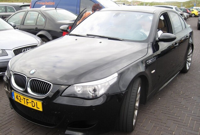 BMW M5 E60 2005