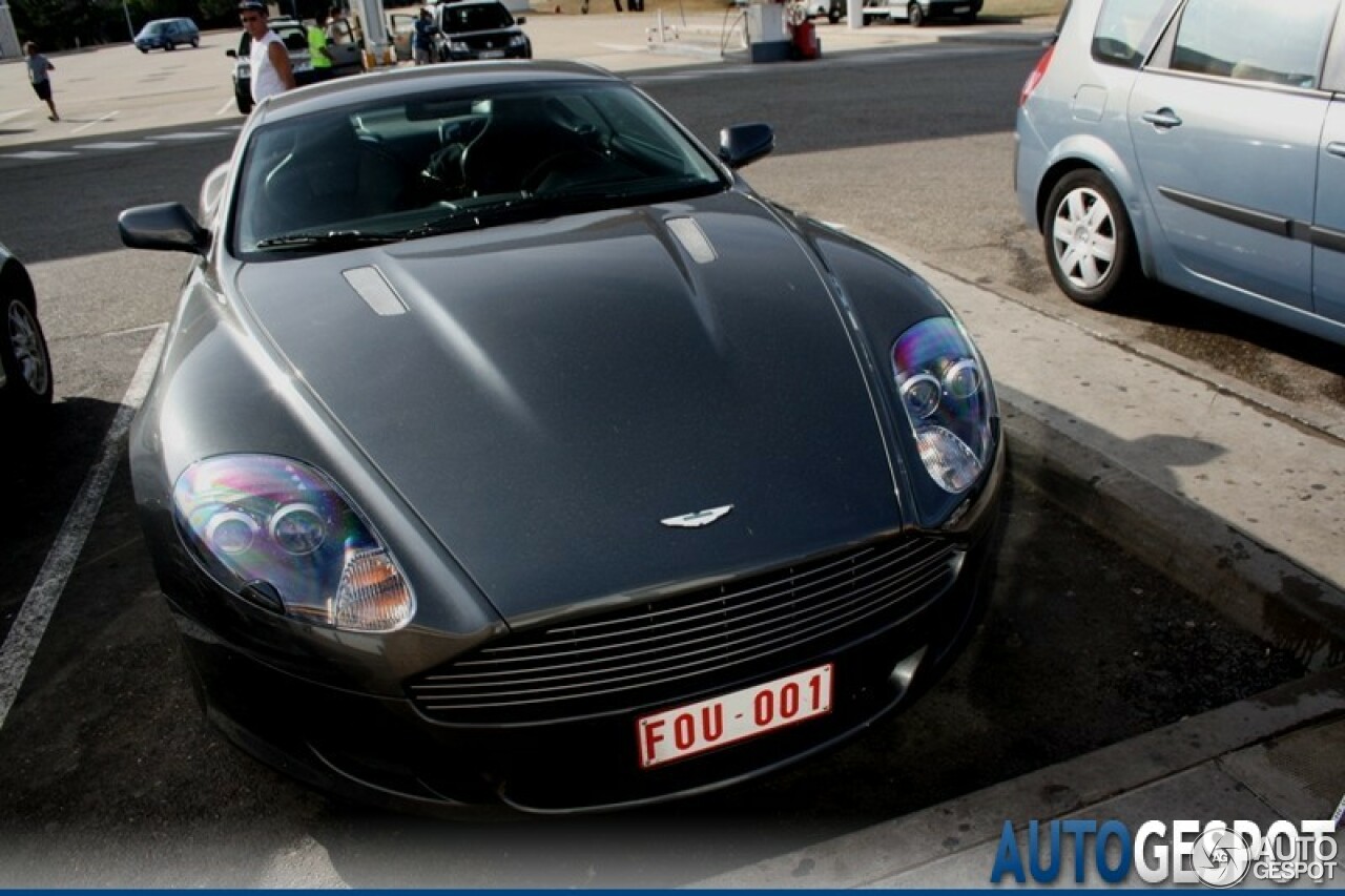 Aston Martin DB9