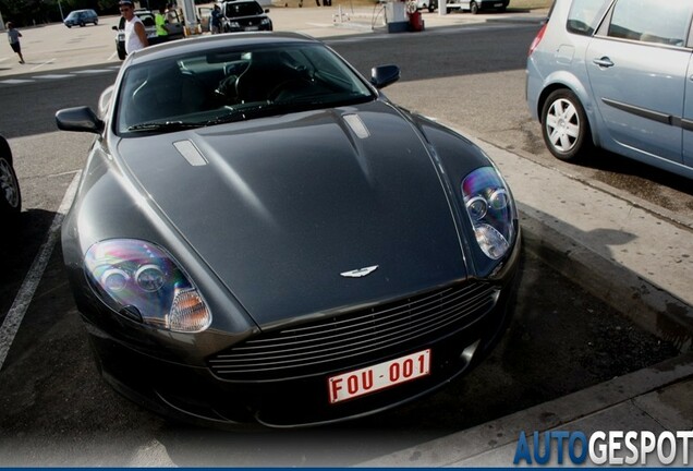 Aston Martin DB9