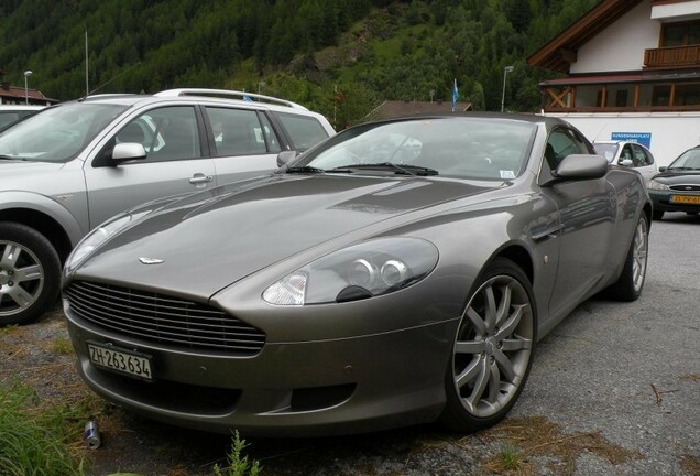 Aston Martin DB9