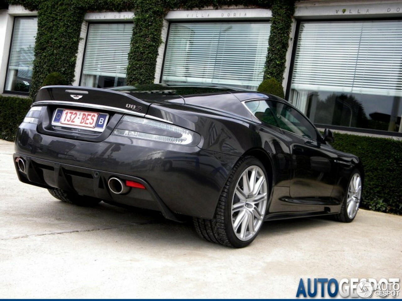 Aston Martin DBS